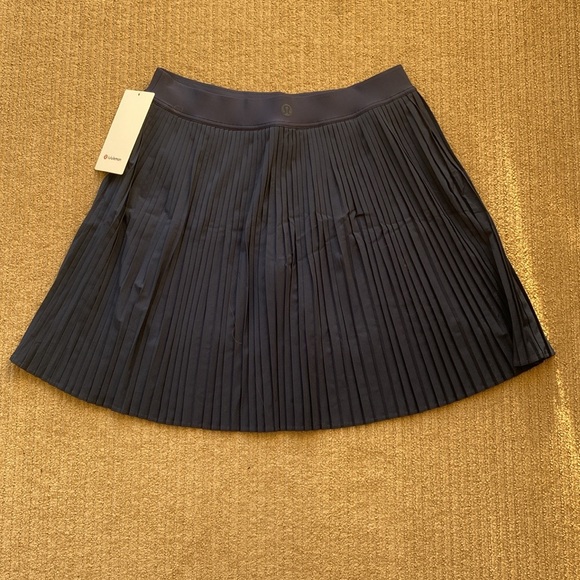 Lululemon Pleated High-Rise Knee-Length Tennis Skirt, L, Club Blue - Picture 2 of 8